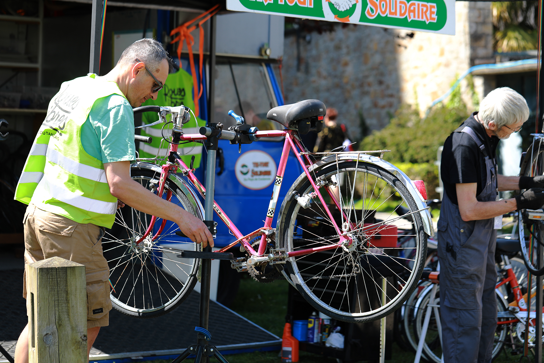 Atelier réparation de vélo - Jazz sous les pommiers 2024